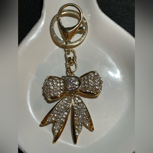 NWT Bow purse charm/keychain with clear rhinestones. It sparkles! - Picture 4 of 5